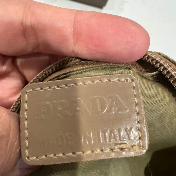 Authentic Prada pouch with authenticity card - Picture 10 of 11